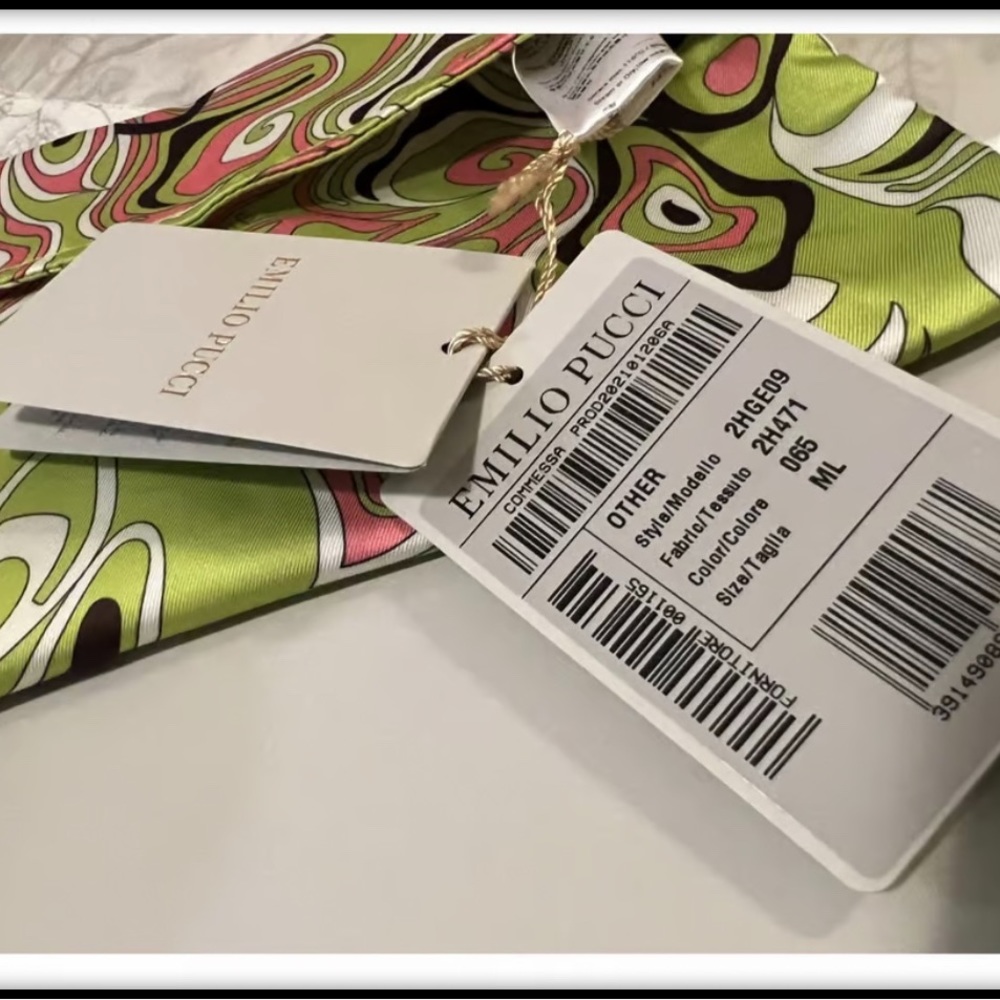 AUTHENTIC- Emilio Pucci Green Vorticili slippers, NWT. - Picture 3 of 4